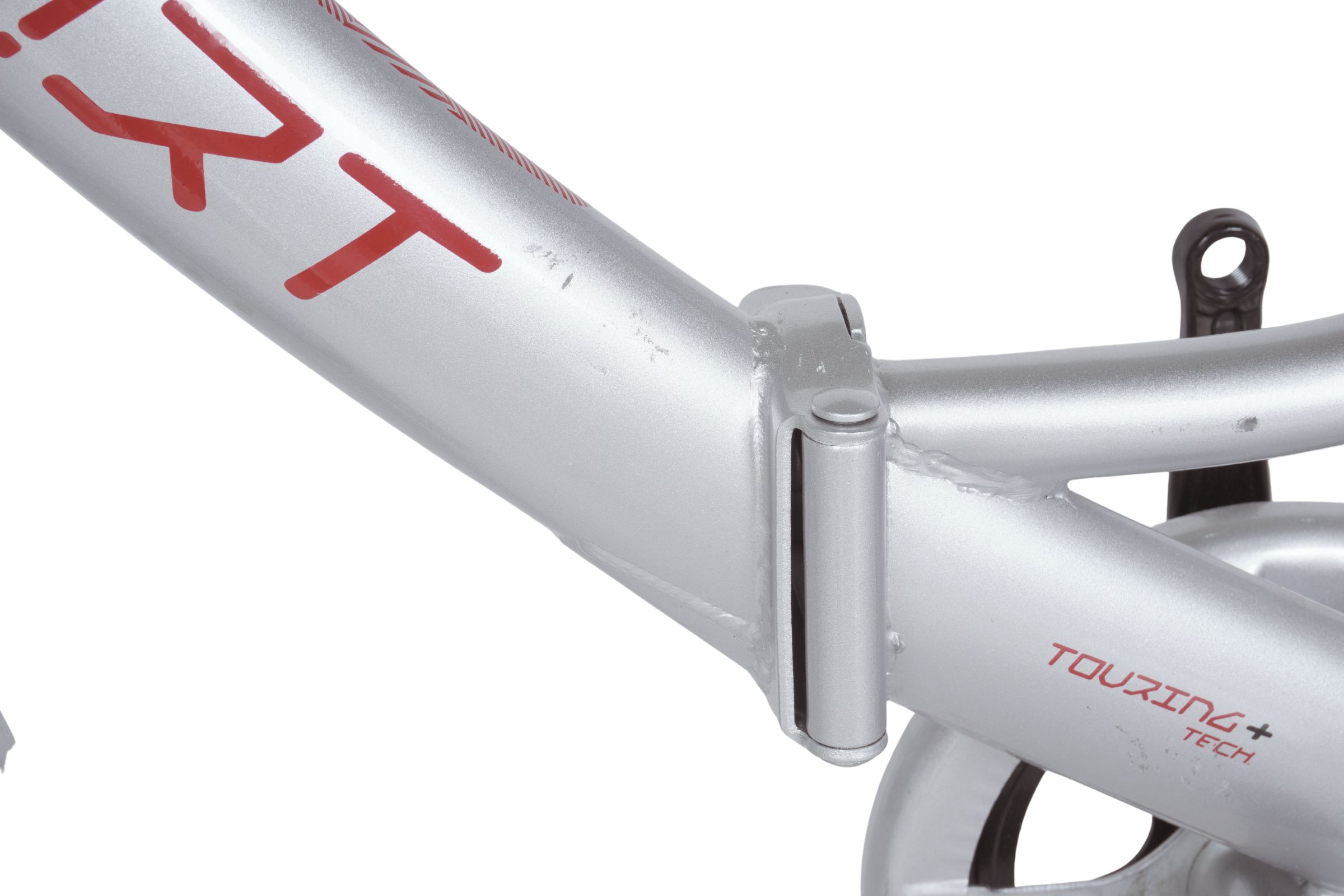 Összecsukható kerékpár váz részlet, TOURING+ felirat.