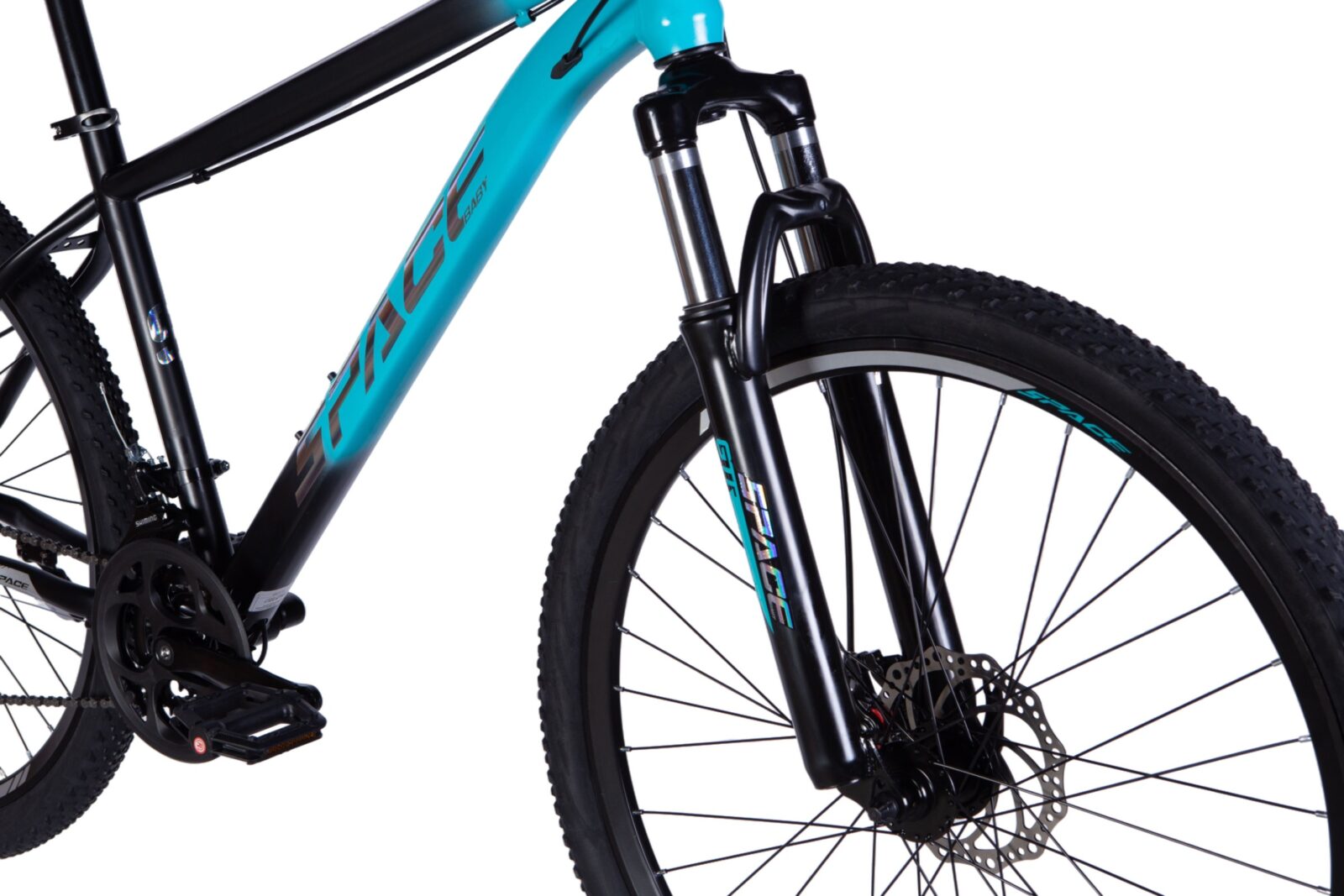 Kék-fekete mountain bike első részlete.