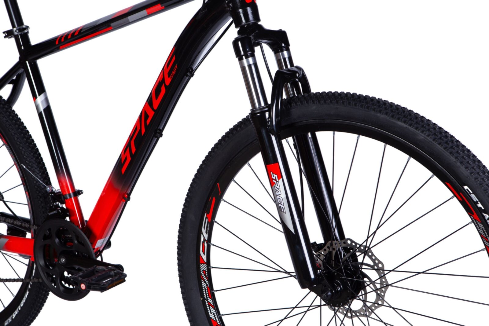 Fekete-piros mountain bike részlete