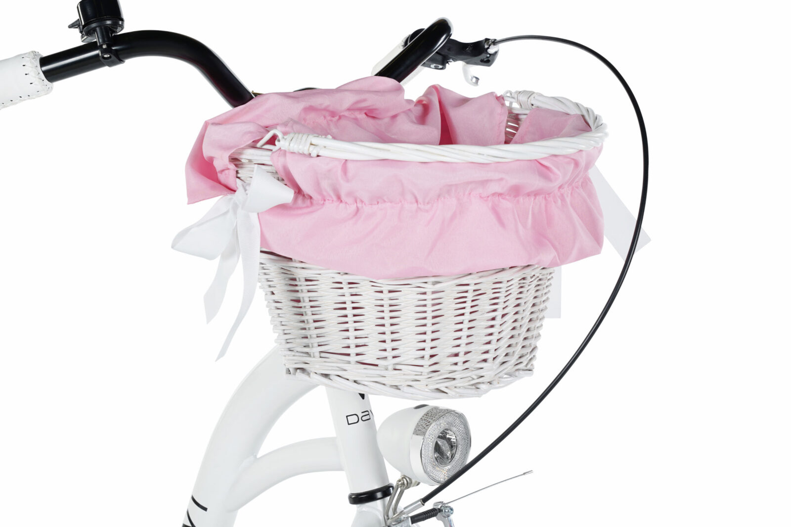Fehér kerékpár kosár rózsaszín takaróval.