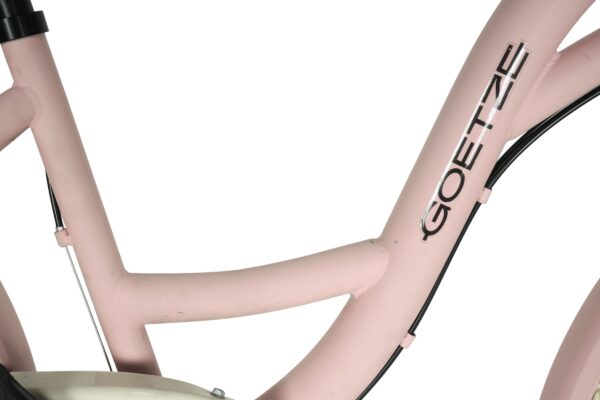 Rózsaszín kerékpár váza, Goetze felirattal.