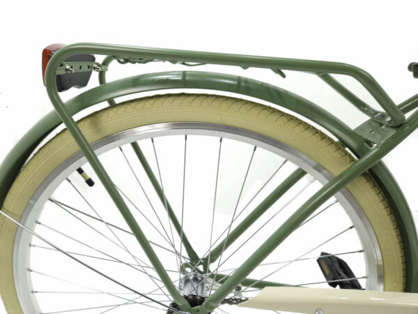 Zöld bicikli hátsó kerék és sárvédő