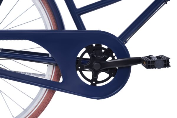 Kerékpár hajtómű és pedál közelről.